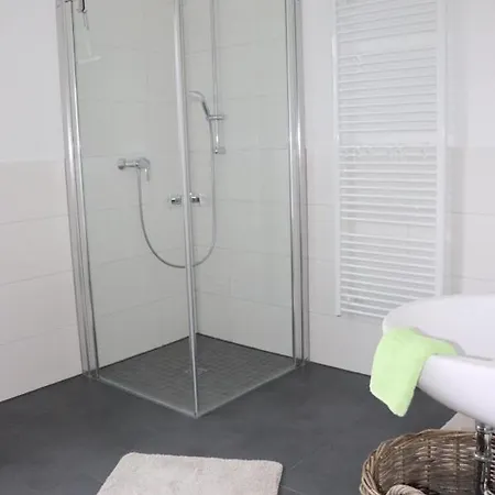 Im Grund 22, 22a, 22c Birkenstein * 호프가르텐