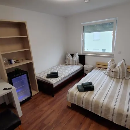 Im Grund 22, 22a, 22c Birkenstein 아파트