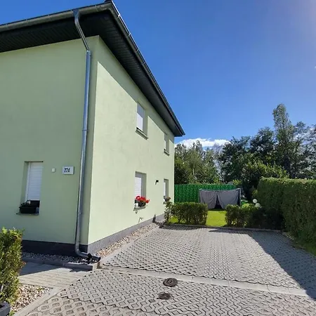 Im Grund 22, 22a, 22c Birkenstein 아파트 *