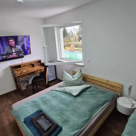 Im Grund 22, 22a, 22c Birkenstein * הופגארטן