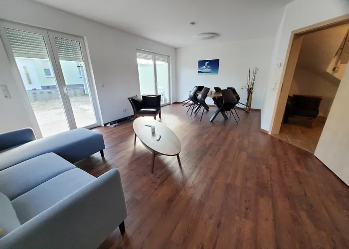 Im Grund 22, 22a, 22c Birkenstein *