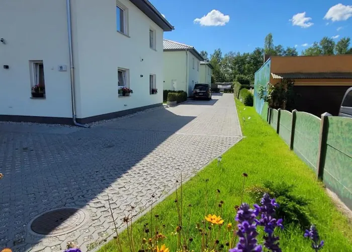 Im Grund 22, 22a, 22c Birkenstein * הופגארטן