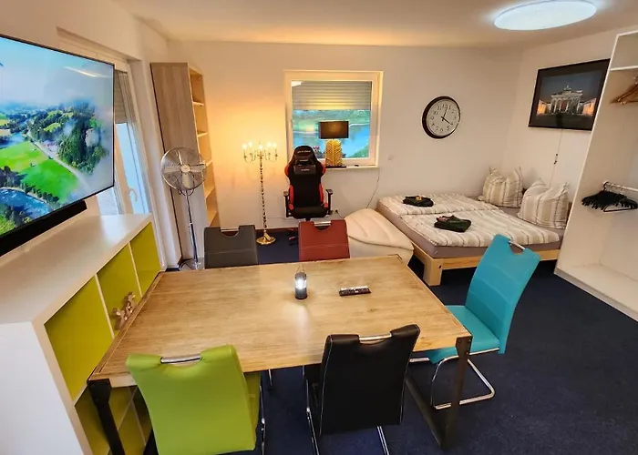 Im Grund 22, 22a, 22c Birkenstein *